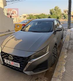 نیسان ئەلتیما